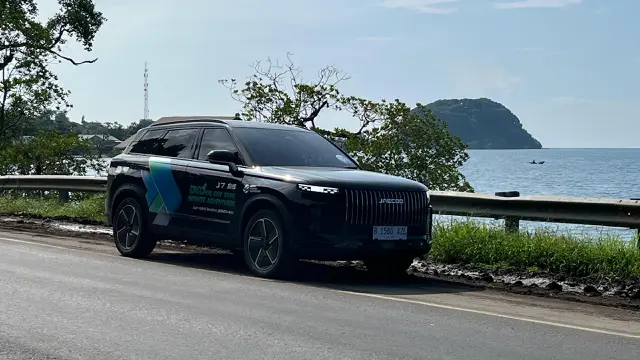 Jaecoo J7 SHS: Solusi Anti-Macet Perkotaan, Kenapa?