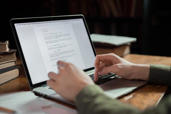 Raih Kesuksesan Menulis: 5 Kiat Self Editing Artikel Anda