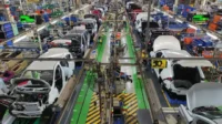 Tarif Trump: Ancaman Krisis Produksi Mobil 1,5 Juta Unit 2025