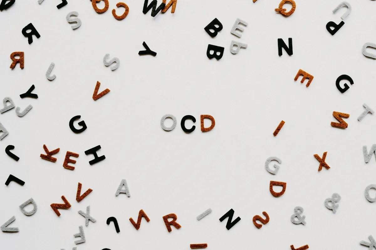 Atasi OCD: Pahami Penyebab, Gejala & Cara Mengatasinya