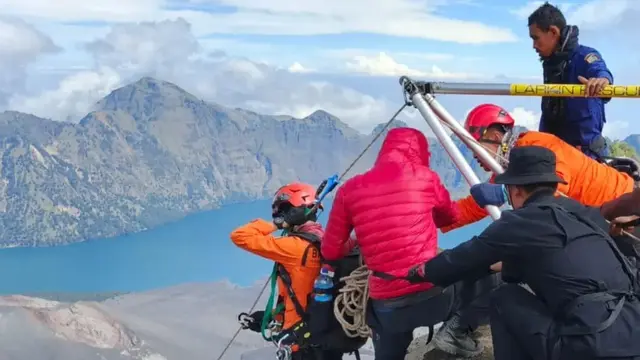 Kisah Haru Keluarga Brasil Tersesat Gunung Rinjani: Terima Kasih Mendalam
