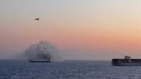 Mobil Listrik Terbakar! Kapal Kargo Terlantar di Lautan