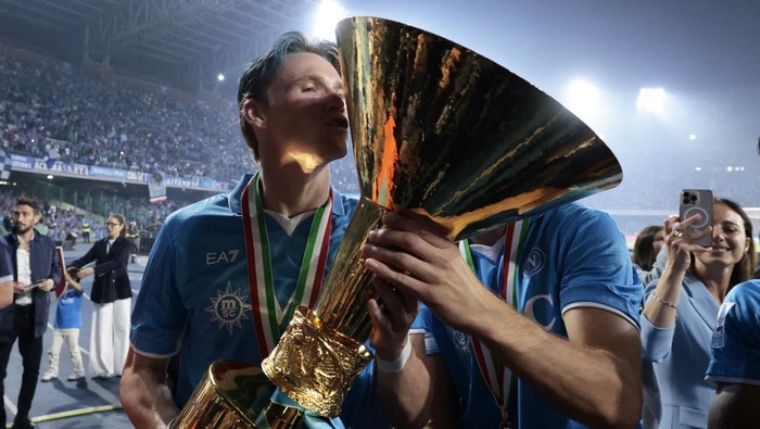 Napoli Juara: Kejutan Conte, Musim Impian Melebihi Harapan