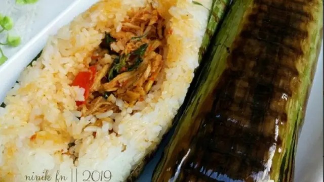 Nasi Bakar Ayam Suwir Kemangi: Resep Praktis, Enak, & Favorit!
