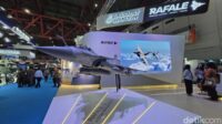 Rafale vs Bayraktar: Adu Tajam Teknologi Perang Indo Defence Expo