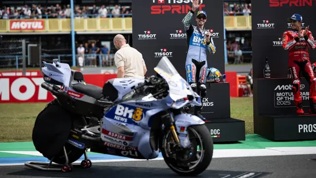 Alex Marquez Terjatuh! Dukungan Mengalir MotoGP Belanda 2025