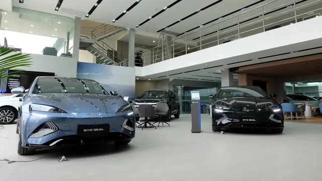 BYD Kurangi Produksi: Sinyal Resesi Industri Otomotif China?