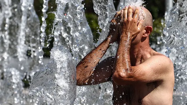 Gelombang Panas Eropa: Peringatan Wisatawan, Waspada Risiko Kesehatan