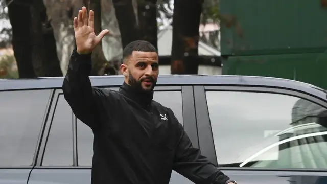 Kyle Walker ke Burnley? Man City Dilepas Demi Waktu Bermain